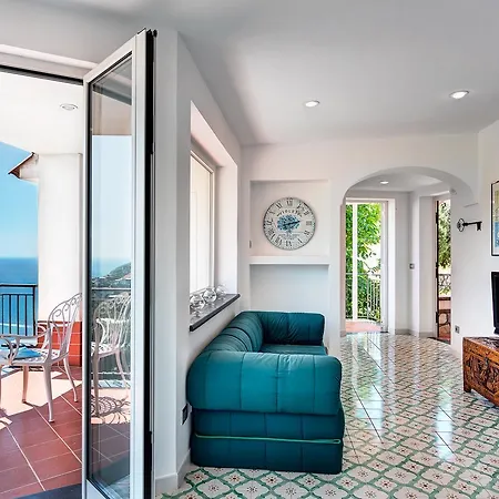 Maison Amelia Holiday home
